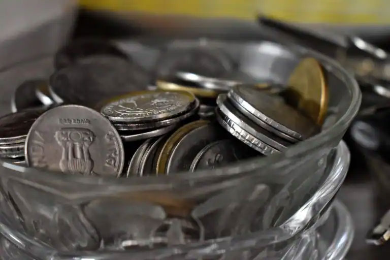 If you have an old coin of Rs 2, you can get Rs 5 lakh!