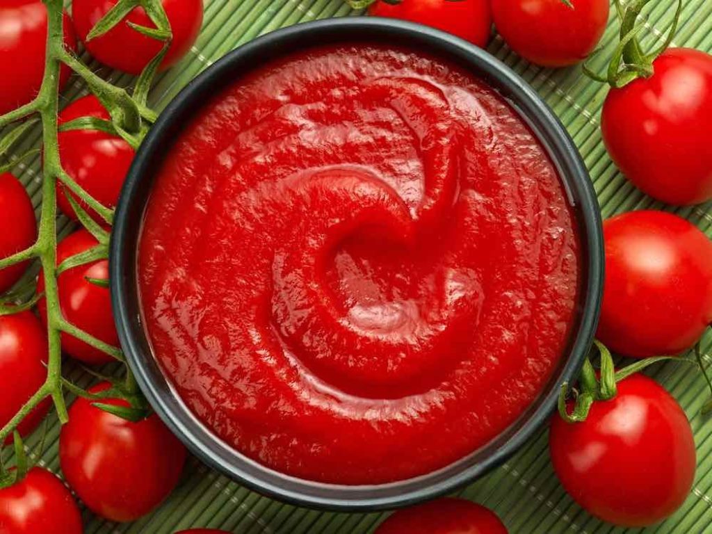 How To Make Delicious Tomato Sauce At Home