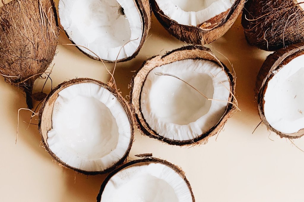 Health benefits of eating coconut before bed
