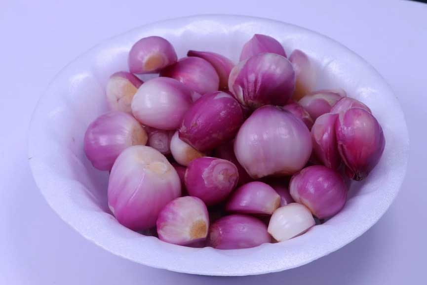 Small onions can be easily grown