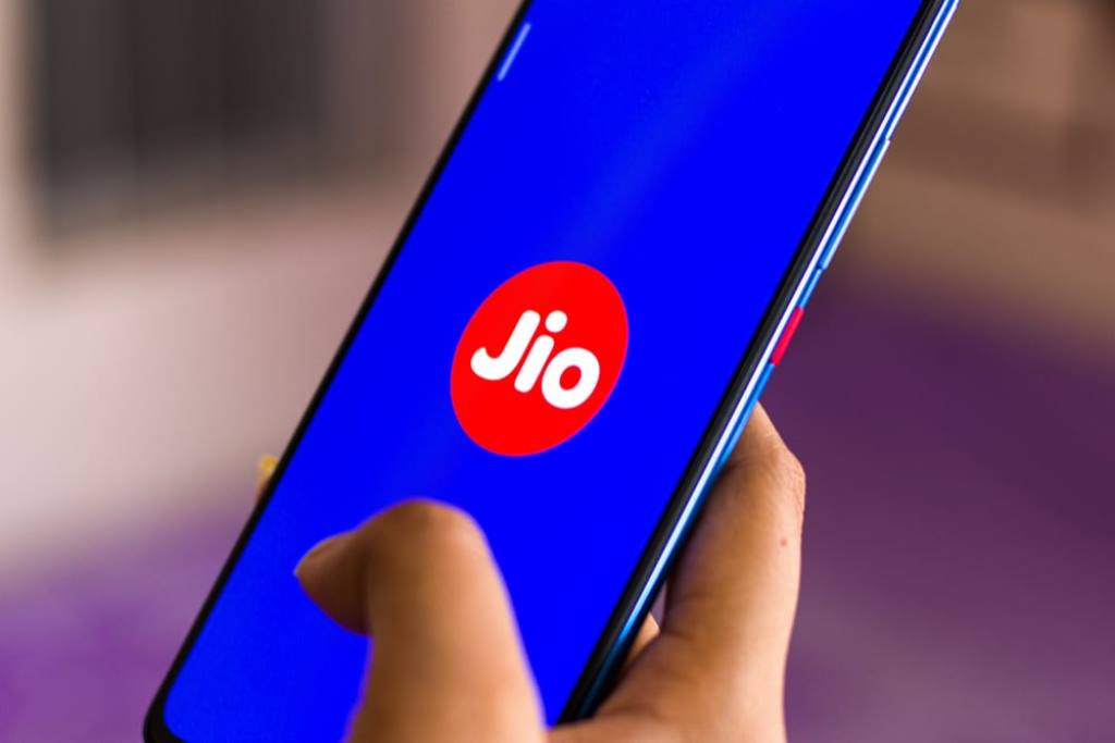 Netflix, Amazon Prime and Hotstar are completely free on this plan from Jio