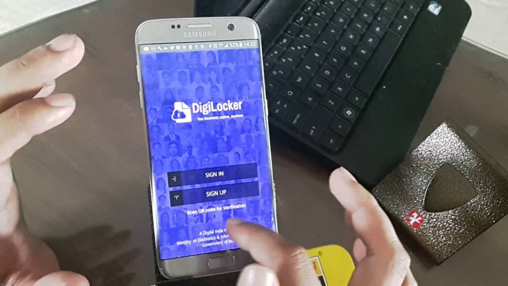 You no need to carry driving licence; Use DigiLocker App