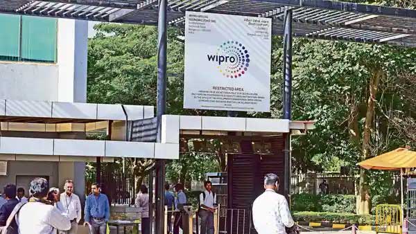 Applications are invited from graduates for various vacancies in Wipro