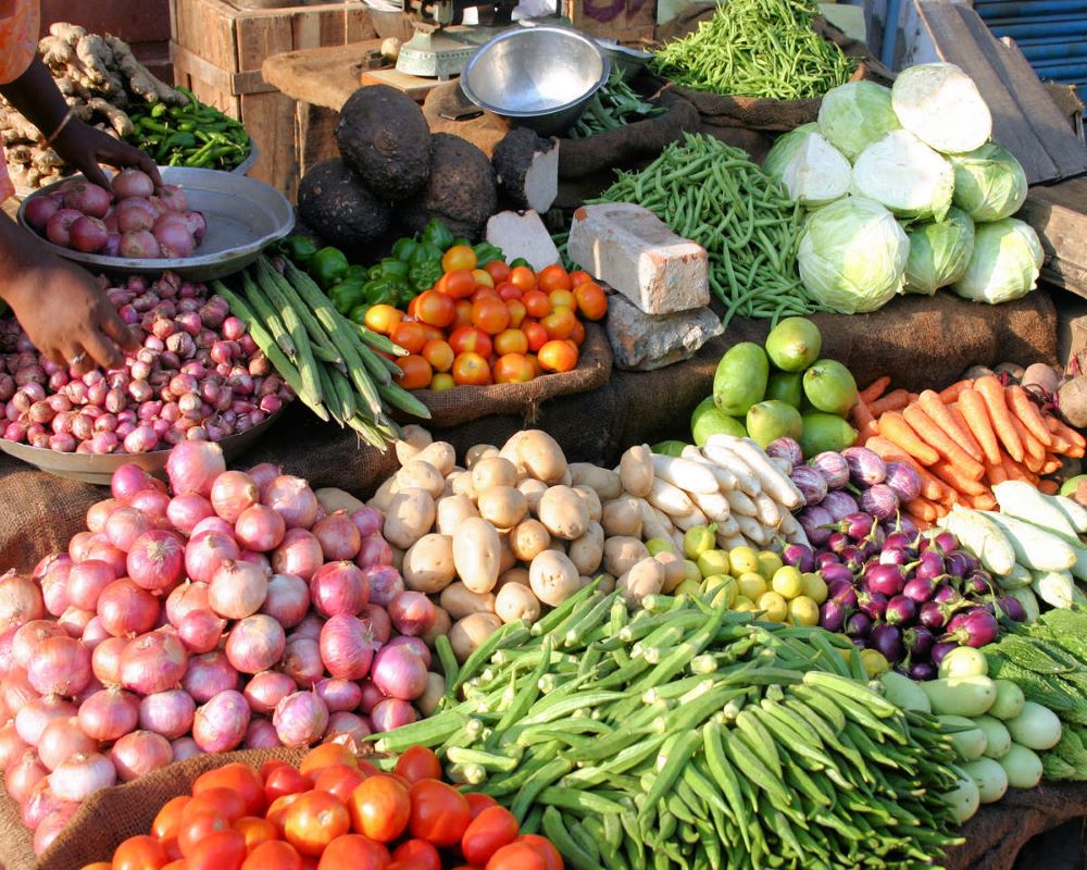 Market News: Brinjal, Cucumber, Ladies finger, Beans (English,Vallipayar)