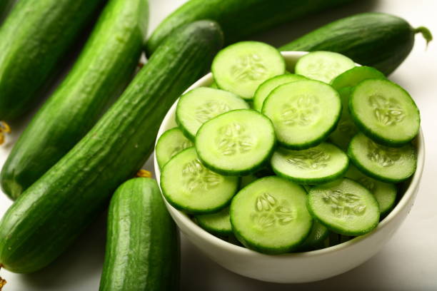 Cucumber gives radiance to the skin