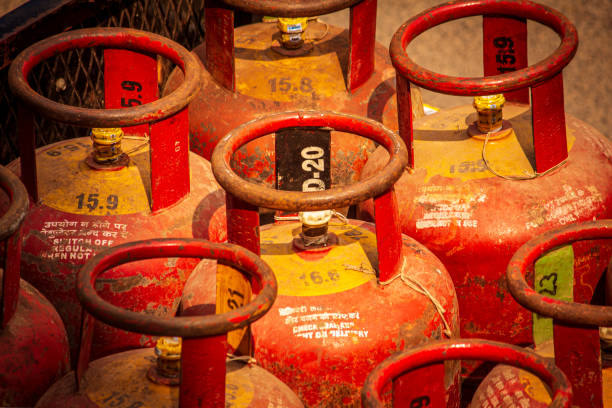 Commercial LPG Cylinder Price Fall in India