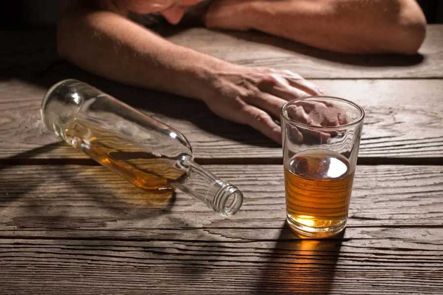 Alcoholism and its withdrawal symptoms