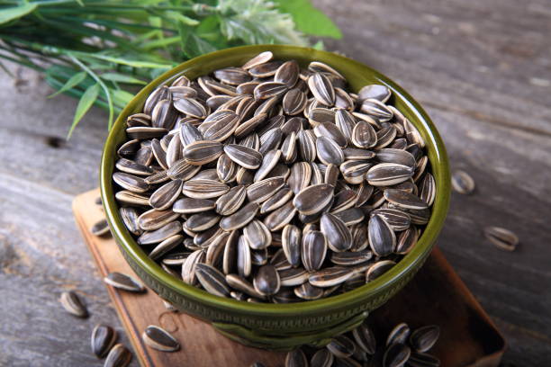 Sunflower seeds can be consumed to preserve youth