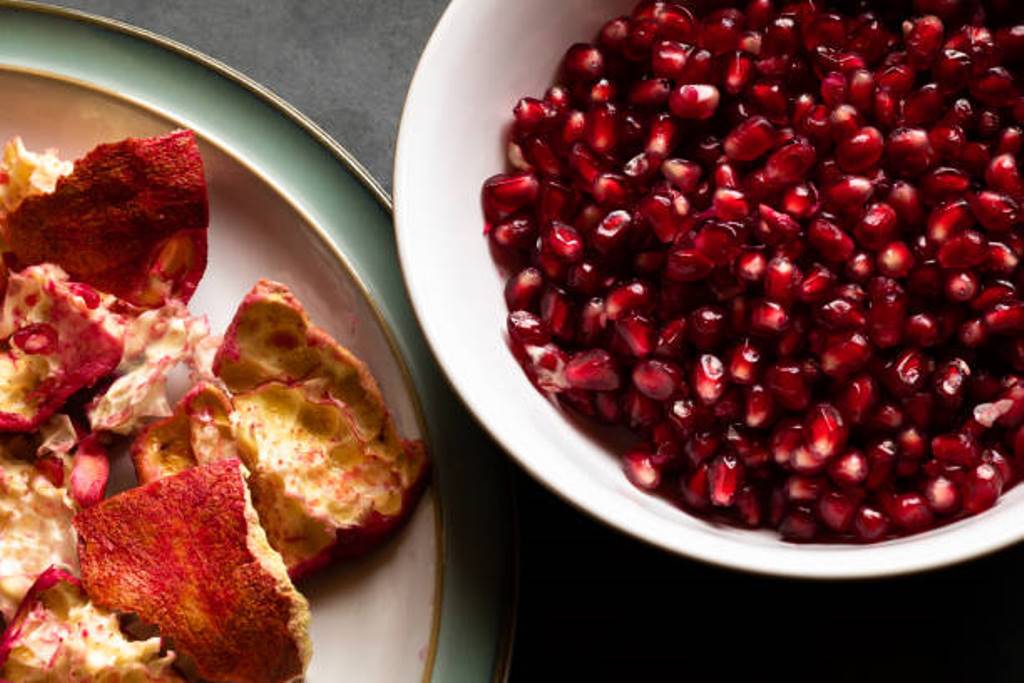 If you know about the health benefits, you won’t waste the pomegranate peels