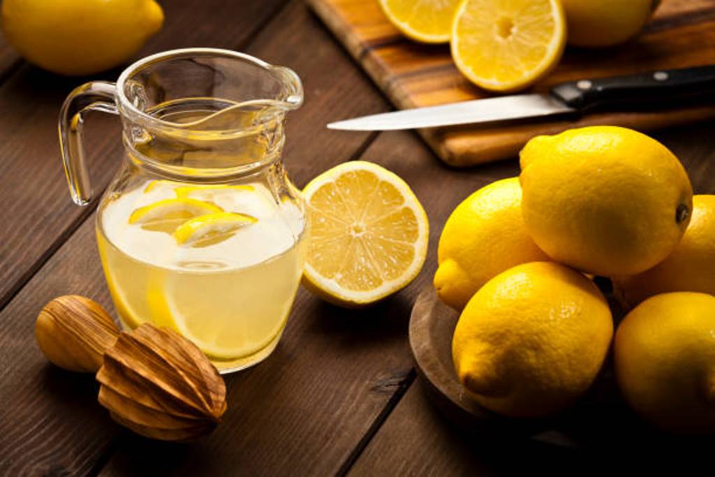 Drinking lemon water in the morning has amazing benefits
