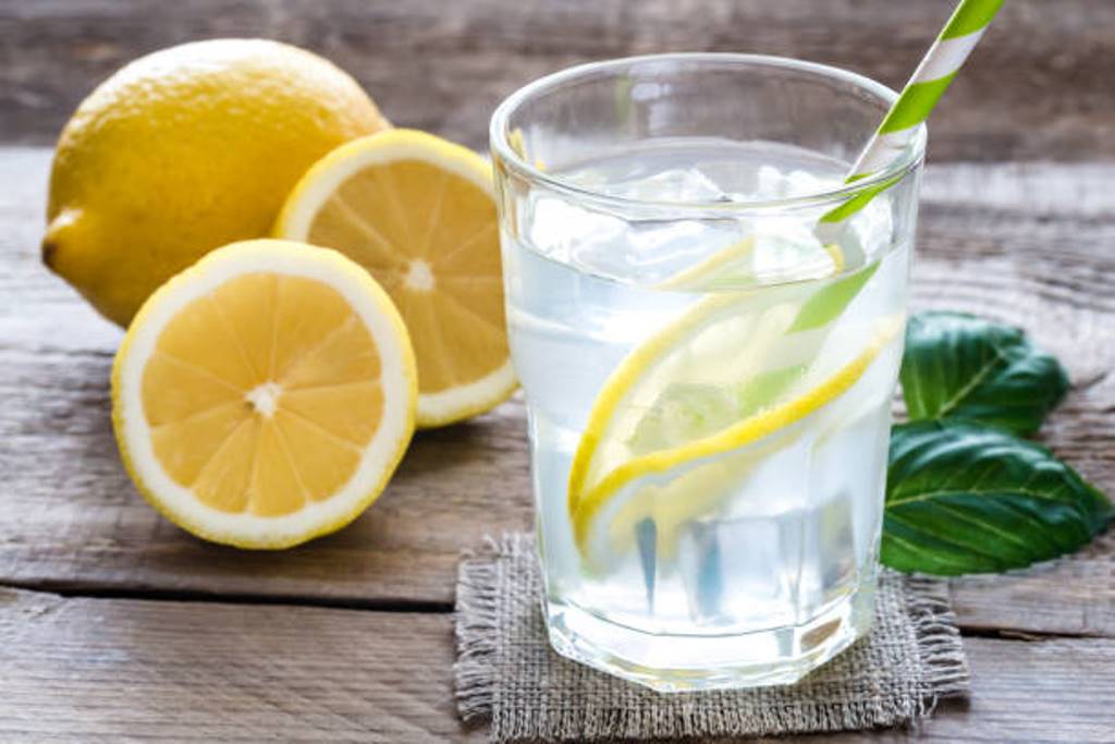 Do you like lemon Water? You have to know the side effects also